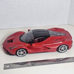 Ferrari LaFerrari Red Diecast Model Car 1:14 Scale - product image 1